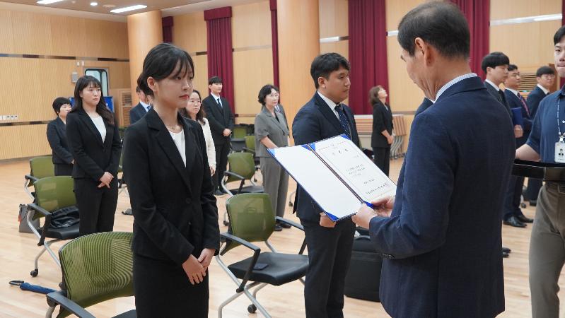 군포도시공사, 2024년 상반기 신입사원 임용장 전달