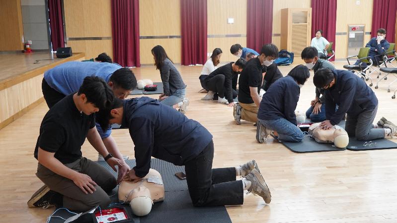 군포도시공사, 보건소와 함께하는 심폐소생술 교육 실시.jpg