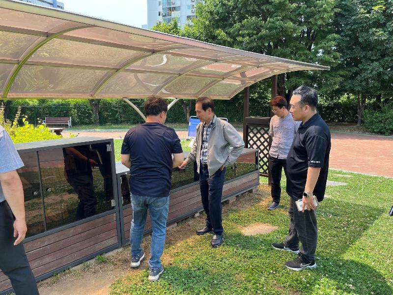 특별 시설안전점검 중인 ceo